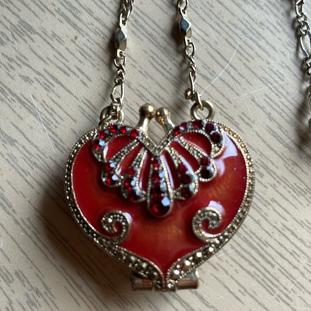 Vintage Locket- Heart Shaped with Red Ruby Accents Pendant Necklace - Picture 6 of 6